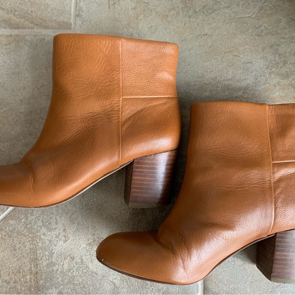 Banana Republic Tamsin Bootie